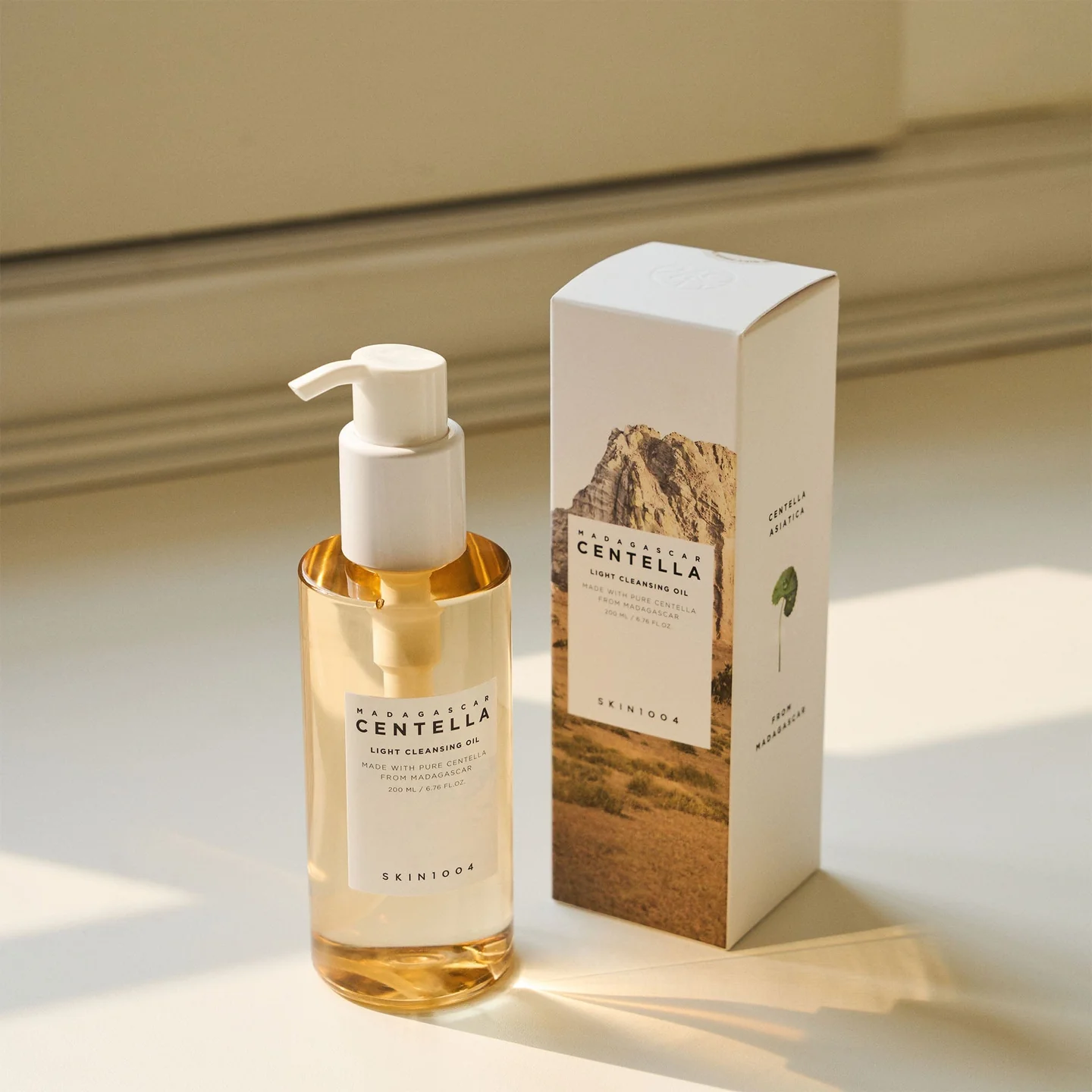 SKIN1004 Centella Light Cleansing Oil – Texture