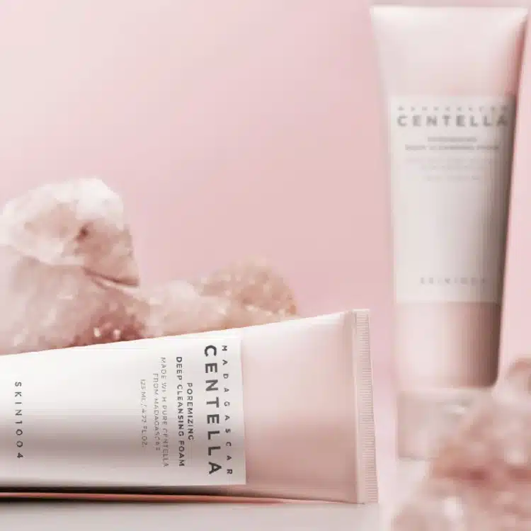 SKIN1004 Madagascar Centella Poremizing Travel Kit texture image