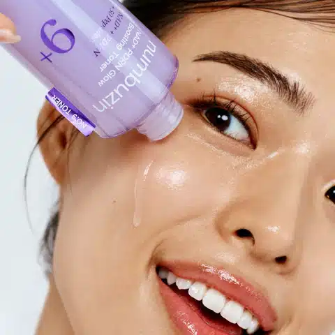 numbuzin No. 9 NAD+ PDRN Glow Boosting Toner texture